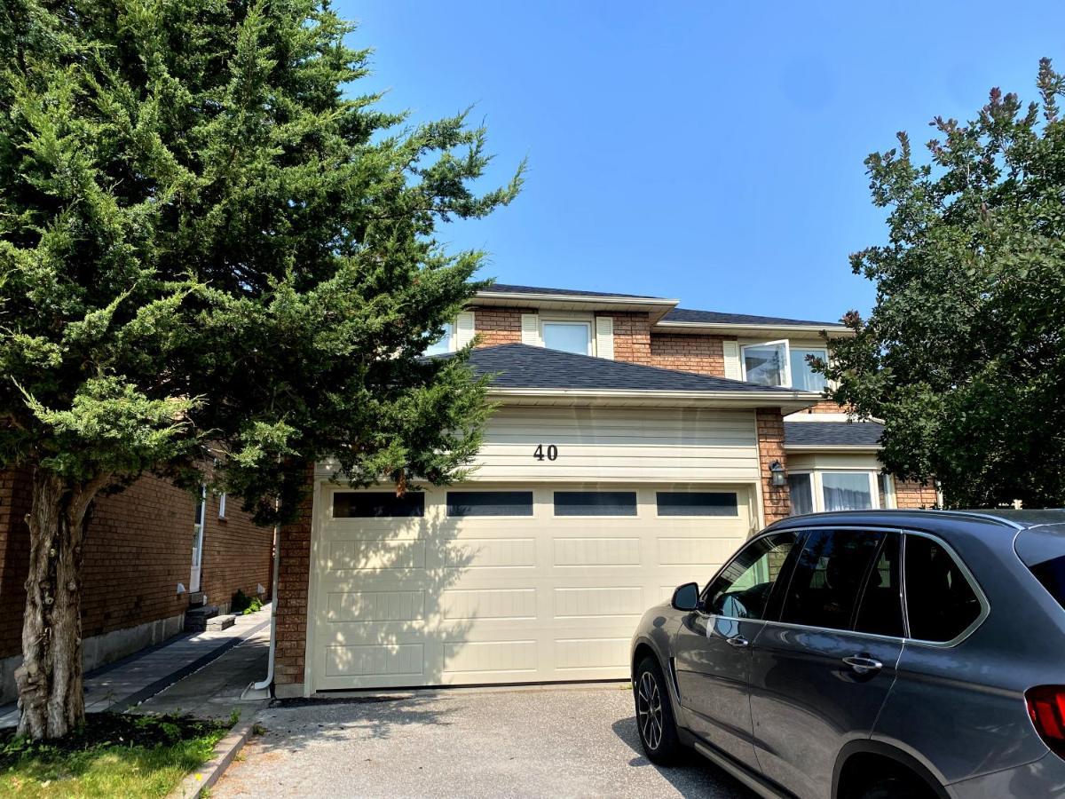 Spacious 2-Bed-Room Near Yonge & Major Mackenzie Richmond Hill Luaran gambar