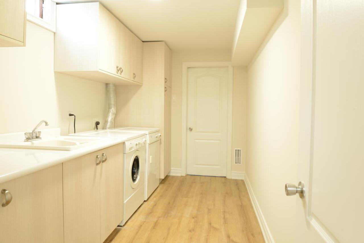 Spacious 2-Bed-Room Near Yonge & Major Mackenzie Richmond Hill Luaran gambar